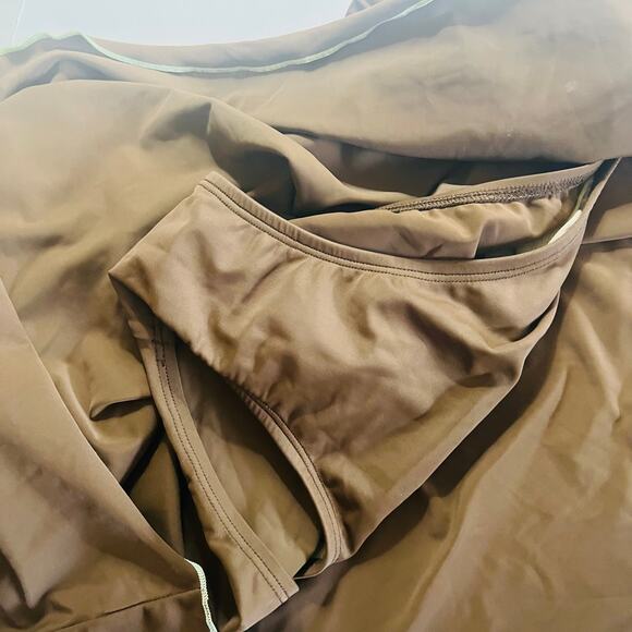 Inches Off Brown Two Piece Skirt Top Swim Size 18 W - Picture 5 of 7